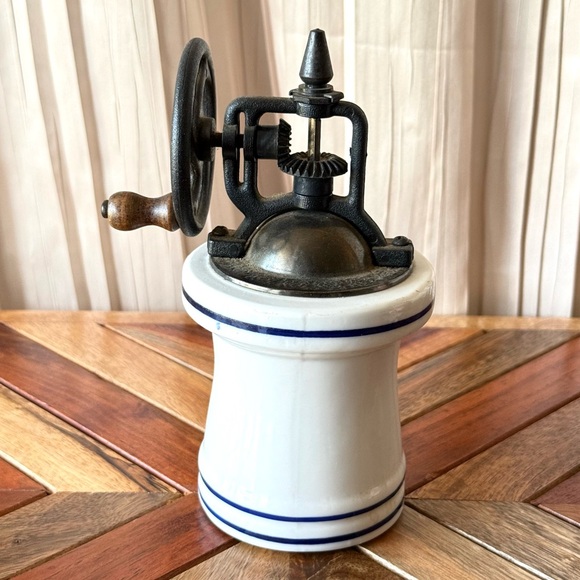 Vintage 7” Ceramic Coffee Grinder Peppermill with Floral Design - Picture 2 of 7